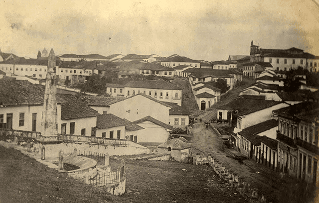 Foto em preto e branco de tanque de guerra
Descrição gerada automaticamente